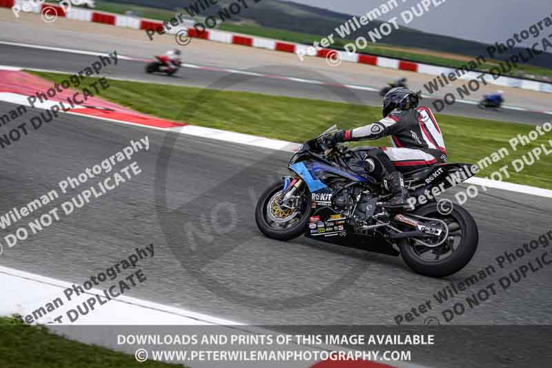 cadwell no limits trackday;cadwell park;cadwell park photographs;cadwell trackday photographs;enduro digital images;event digital images;eventdigitalimages;navarra;no limits trackdays;peter wileman photography;racing digital images;trackday digital images;trackday photos